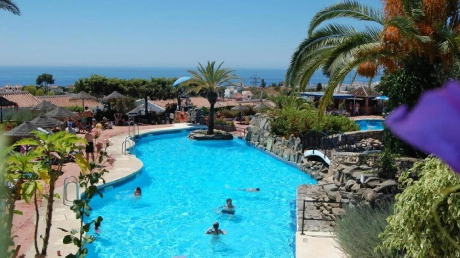 Los Crisantemos Family House With Garden And Pool Nerja