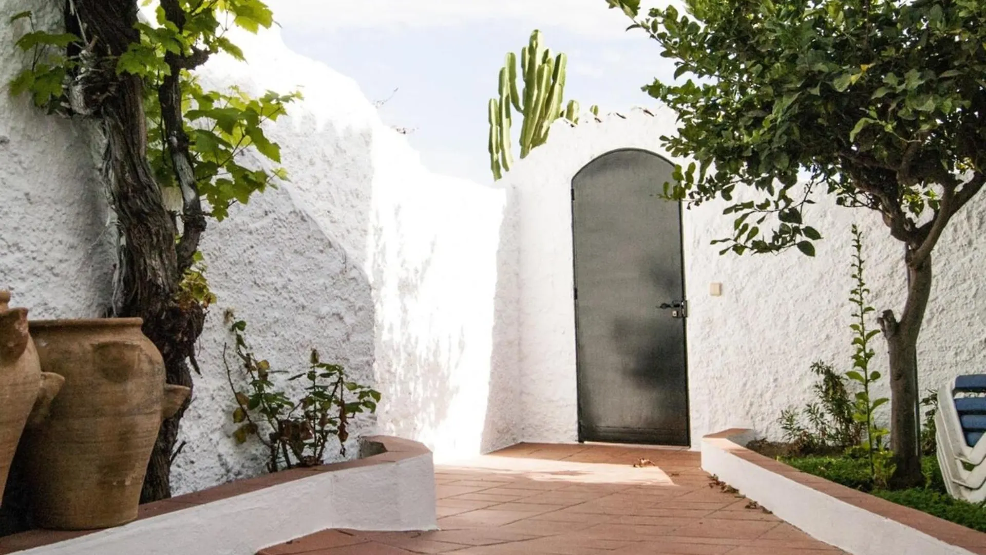 Los Crisantemos Family House With Garden And Pool Nerja Spain