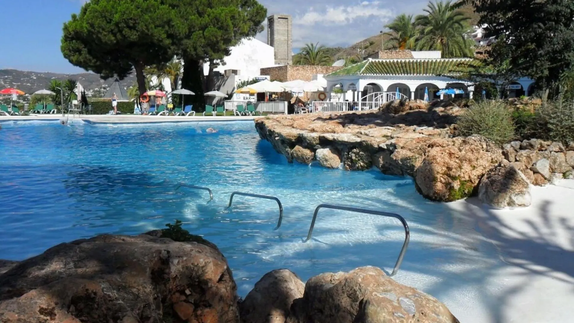 Los Crisantemos Family House With Garden And Pool Nerja